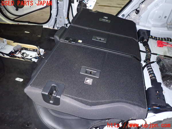 1UPJ-37417385]ジャガー・XF スポーツブレイク(JBS2XC)リアシート 中古_m0004.jpg