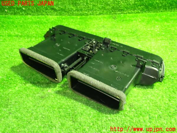 1UPJ-37417528]ジャガー・XF スポーツブレイク(JBS2XC)エアコン吹き出し口3 (真中) 中古_m0002.jpg