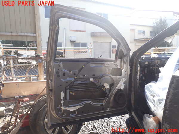 1UPJ-37431260]シボレー・サバーバン(型式不明)左前ドア ジャンク_m0005.jpg