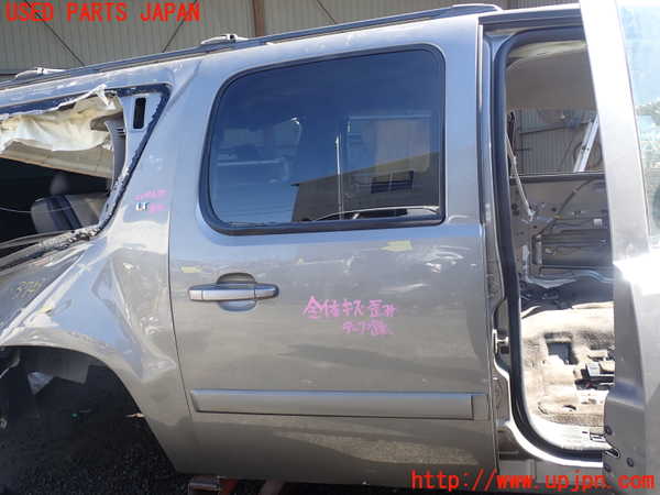 1UPJ-37431290]シボレー・サバーバン(型式不明)右後ドア 中古 PILKINGTON M127 43R-001385_m0001.jpg