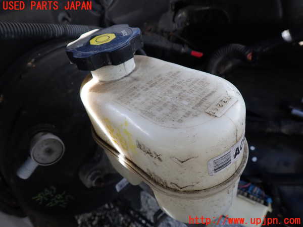 1UPJ-37434050]シボレー・サバーバン(型式不明)ブレーキマスターシリンダー 中古_m0002.jpg