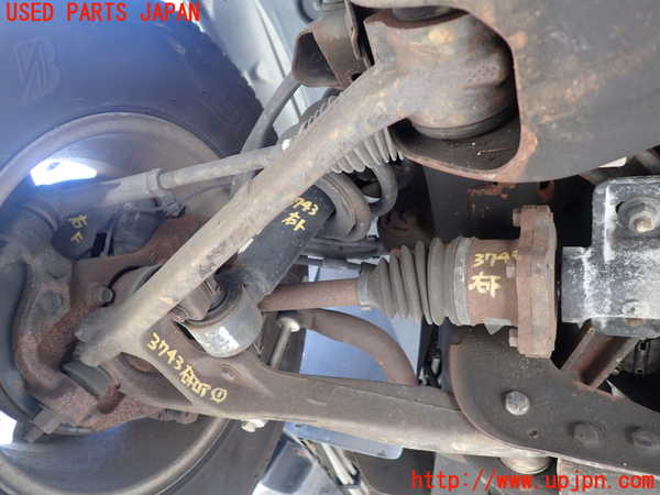1UPJ-37435176]シボレー・サバーバン(型式不明)右フロントロアアーム1 中古_m0001.jpg