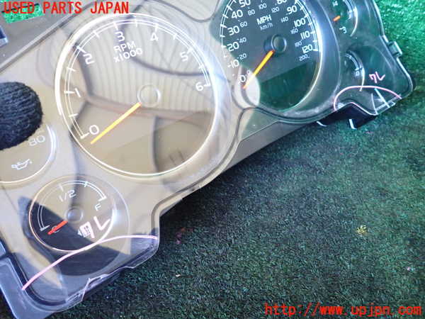 1UPJ-37436170]シボレー・サバーバン(型式不明)スピードメーター 中古_m0002.jpg