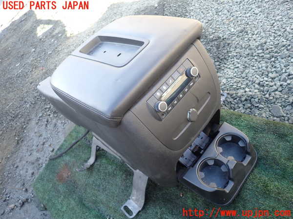 1UPJ-37437540]シボレー・サバーバン(型式不明)センターコンソール 中古_m0003.jpg