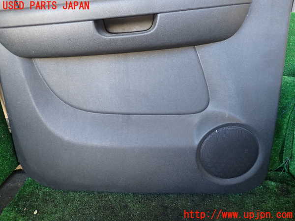 1UPJ-37431324]シボレー・サバーバン(型式不明)左後ドア内張り 中古_m0003.jpg