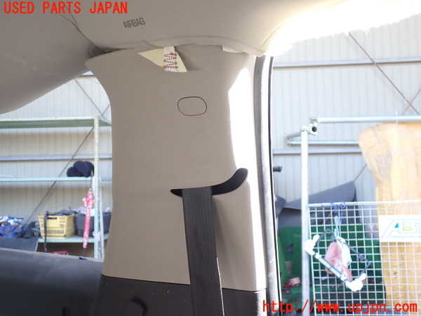 1UPJ-37437680]シボレー・サバーバン(型式不明)左リアピラートリム 中古_m0001.jpg