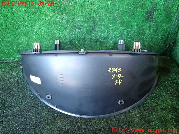 1UPJ-37437510]シボレー・サバーバン(型式不明)メーターフード 中古_m0002.jpg