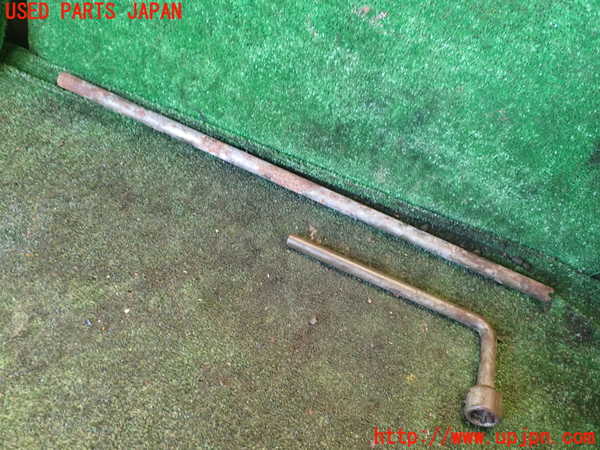 1UPJ-37457805]三菱ジープ(J54)車載工具 中古_m0001.jpg