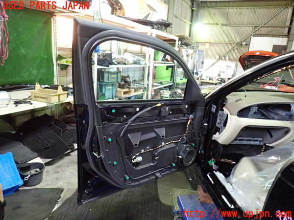 1UPJ-37461260]ジャガー・XJ(J72RA)左前ドア SEKURIT M35 中古_m0005.jpg