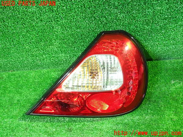 1UPJ-37461530]ジャガー・XJ(J72RA)右テールランプ 中古_m0001.jpg
