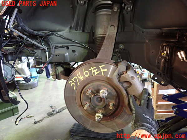 1UPJ-37464295]ジャガー・XJ(J72RA)左フロントナックルハブ 中古_m0001.jpg