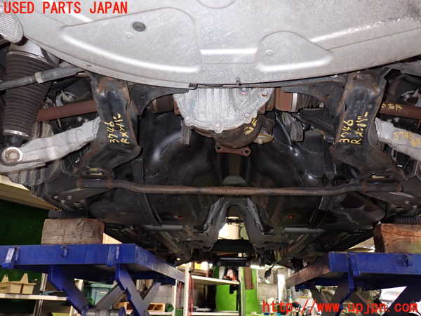 1UPJ-37465295]ジャガー・XJ(J72RA)リアメンバー 中古_m0001.jpg