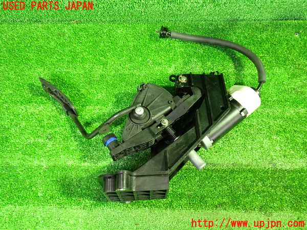 1UPJ-37466381]ジャガー・XJ(J72RA)センサー1 (アクセルペダル) 中古_m0002.jpg