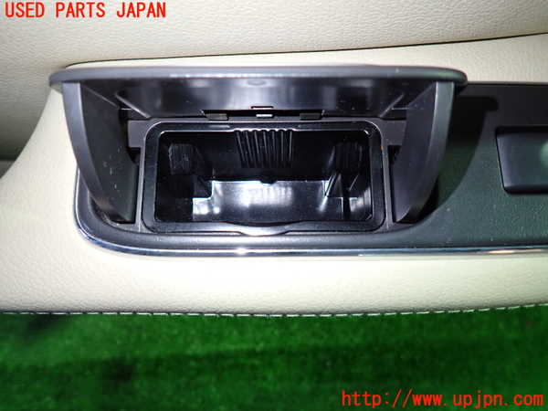 1UPJ-37461324]ジャガー・XJ(J72RA)左後ドア内張り 中古_m0003.jpg