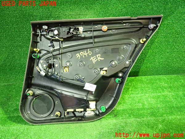 1UPJ-37461324]ジャガー・XJ(J72RA)左後ドア内張り 中古_m0004.jpg