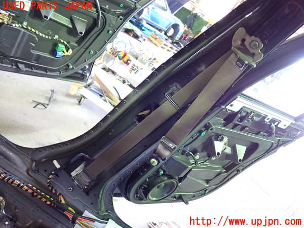 1UPJ-37467045]ジャガー・XJ(J72RA)運転席シートベルト 中古_m0001.jpg