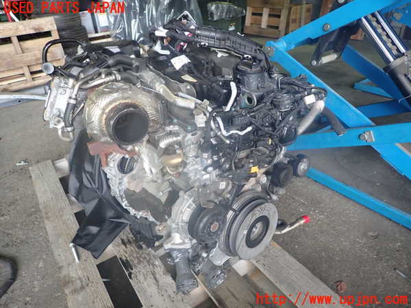 1UPJ-37472010]ベンツ C220 d(205014)(W205)エンジン 654 中古_m0001.jpg