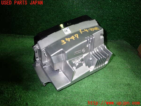 1UPJ-37476239]ベンツ C220 d(205014)(W205)メーター・その他 中古_m0002.jpg