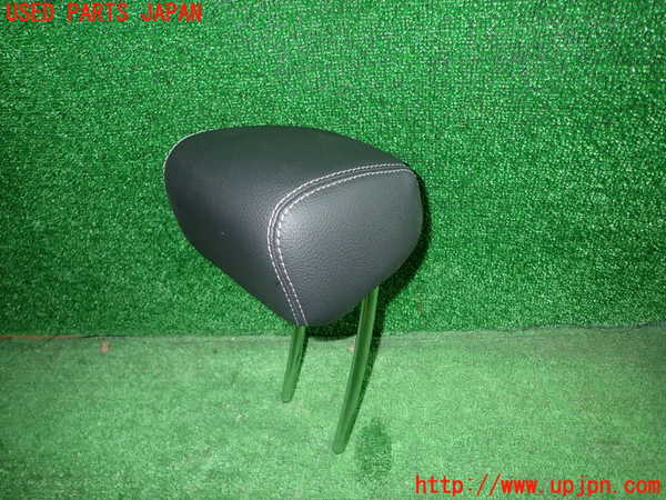 1UPJ-37477130]ベンツ C220 d(205014)(W205)真中2列目ヘッドレスト 中古_m0002.jpg