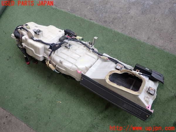 2UPJ-37486082]セルシオ(UCF11)エバポレーター2 (ジャンク品) 中古_m0001.jpg