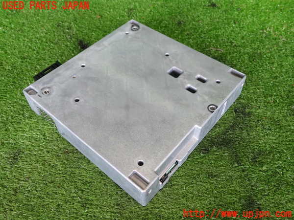 2UPJ-37496660]BMW 523d(FW20)TVチューナー 中古 (F10)_m0002.jpg