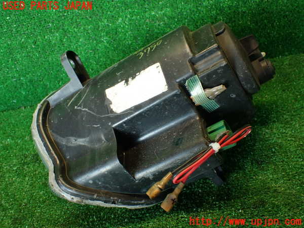 2UPJ-37501150]アバルト・595(312142)右コーナーランプ 中古_m0002.jpg