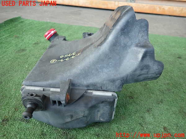 2UPJ-37502451]アバルト・595(312142)インタークーラー1(右側) 中古_m0005.jpg