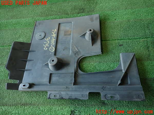 2UPJ-37501721]アバルト・595(312142)アンダーカバー1 中古_m0004.jpg