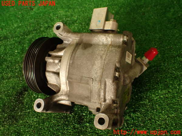 2UPJ-37506025]アバルト・595(312142)エアコンコンプレッサー 中古_m0002.jpg