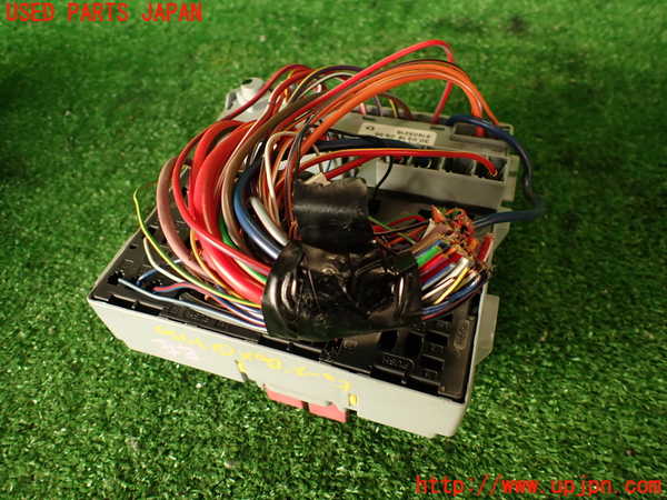 2UPJ-37506741]アバルト・595(312142)ヒューズボックス1 中古_m0002.jpg