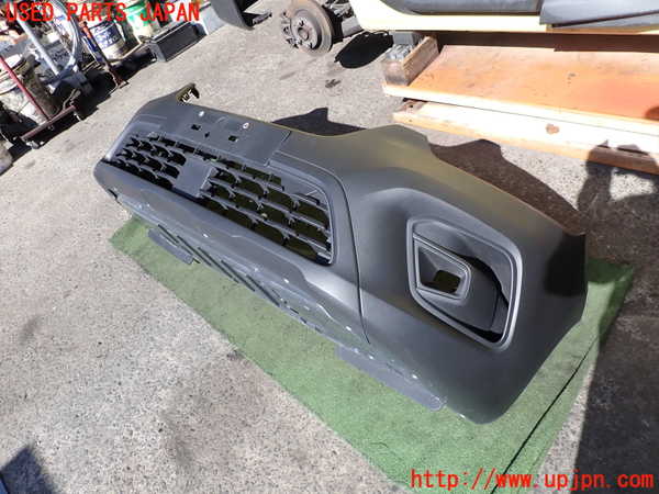 2UPJ-37511010]ルノー・カングー(KFKH5H)フロントバンパー 中古_m0002.jpg