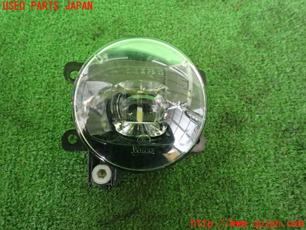 2UPJ-37511182]ルノー・カングー(KFKH5H)左フォグ 中古_m0001.jpg