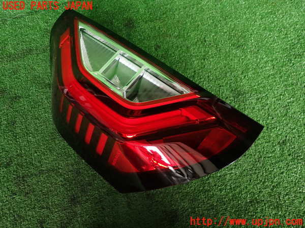 2UPJ-37511536]ルノー・カングー(KFKH5H)左テールランプ 中古_m0001.jpg