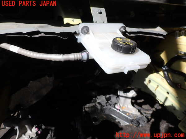 2UPJ-37514050]ルノー・カングー(KFKH5H)ブレーキマスターシリンダー 中古_m0002.jpg