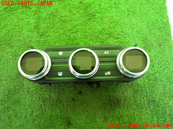 2UPJ-37516066]ルノー・カングー(KFKH5H)エアコンスイッチ1 中古_m0001.jpg