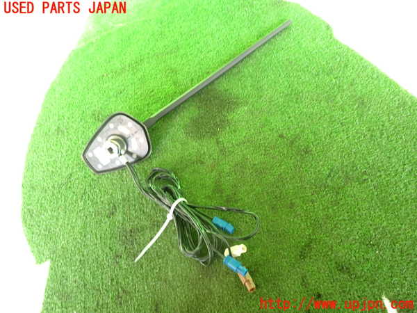 2UPJ-37516550]ルノー・カングー(KFKH5H)アンテナ 中古_m0002.jpg