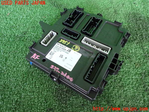 2UPJ-37516150]ルノー・カングー(KFKH5H)コンピューター5 中古_m0001.jpg