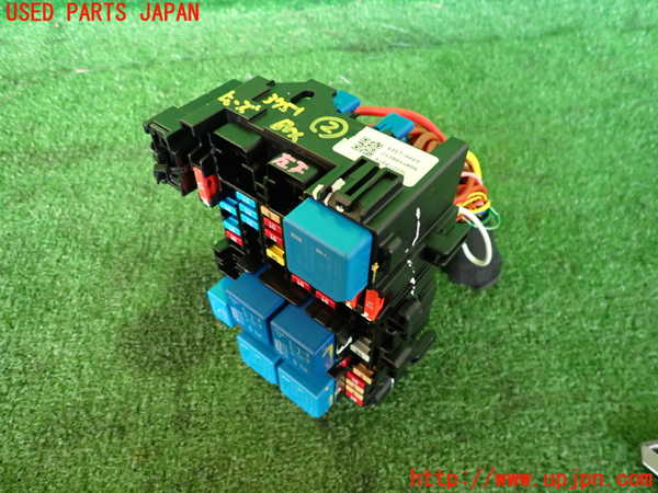 2UPJ-37516742]ルノー・カングー(KFKH5H)ヒューズボックス2 中古_m0001.jpg