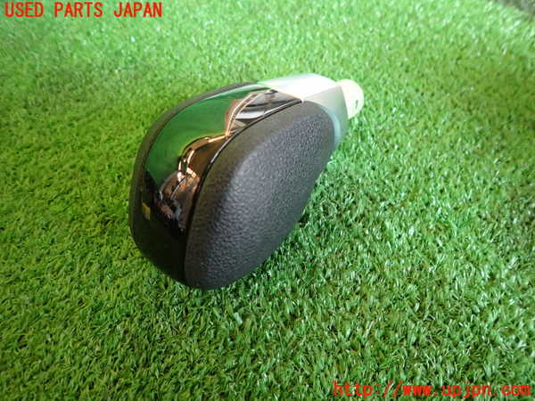 2UPJ-37517570]ルノー・カングー(KFKH5H)シフトノブ 中古_m0001.jpg