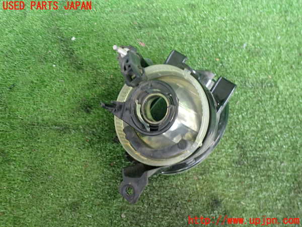 2UPJ-37521180]VW up! GTI(アップ GTI)(AADKR)右フォグ 中古_m0002.jpg