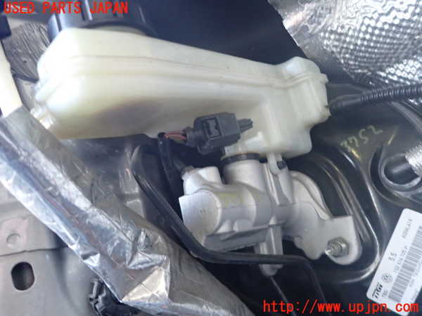 2UPJ-37524050]VW up! GTI(アップ GTI)(AADKR)ブレーキマスターシリンダー 中古_m0001.jpg