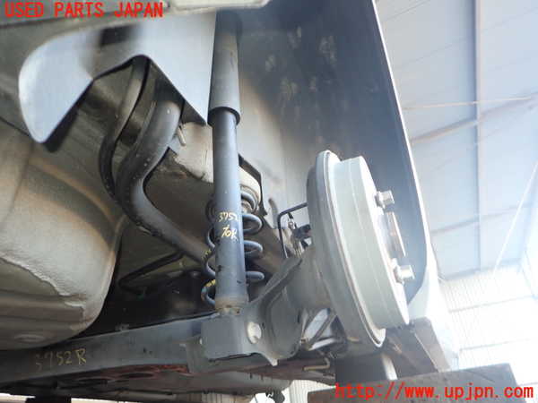 2UPJ-37525070]VW up! GTI(アップ GTI)(AADKR)右リアショックアブソーバー 中古_m0001.jpg