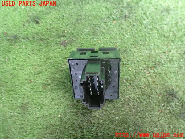 2UPJ-37526240]VW up! GTI(アップ GTI)(AADKR)右前パワーウィンドウスイッチ 中古_m0002.jpg