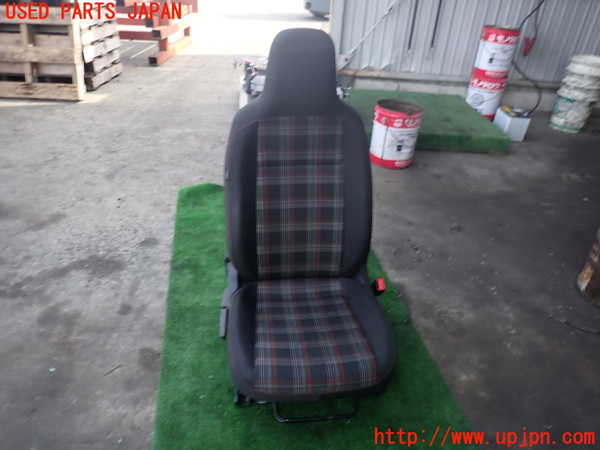 2UPJ-37527035]VW up! GTI(アップ GTI)(AADKR)運転席シート 中古_m0001.jpg