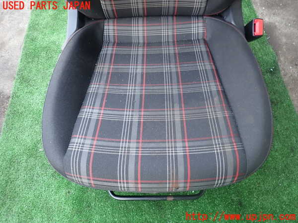 2UPJ-37527035]VW up! GTI(アップ GTI)(AADKR)運転席シート 中古_m0003.jpg