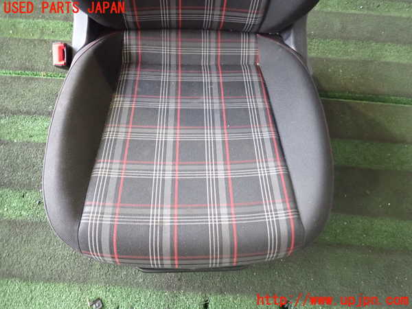 2UPJ-37527065]VW up! GTI(アップ GTI)(AADKR)助手席シート 中古_m0003.jpg