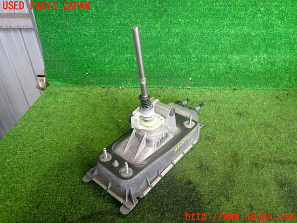 2UPJ-37527560]VW up! GTI(アップ GTI)(AADKR)MTシフトレバー 中古_m0001.jpg