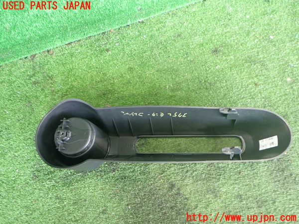 2UPJ-37527540]VW up! GTI(アップ GTI)(AADKR)センターコンソール 中古_m0004.jpg