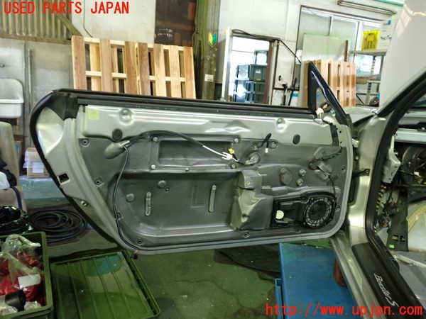 1UPJ-37551260]ポルシェ・ボクスター(98667)左ドア 中古 SAINT-GOBAIN SEKURIT M24100 43R-001025_m0004.jpg