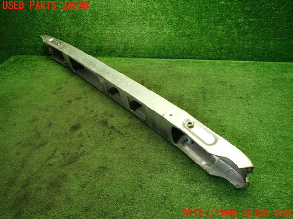 5UPJ-37551614]ポルシェ・ボクスター(98667)リアバンパーホースメント 中古_m0003.jpg